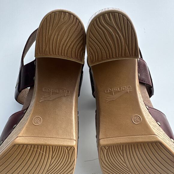 Dansko Women’s EU 39/US 8.5 Cherry Mary Jane Ankle Strap Heels Clogs Sandals - Picture 7 of 8